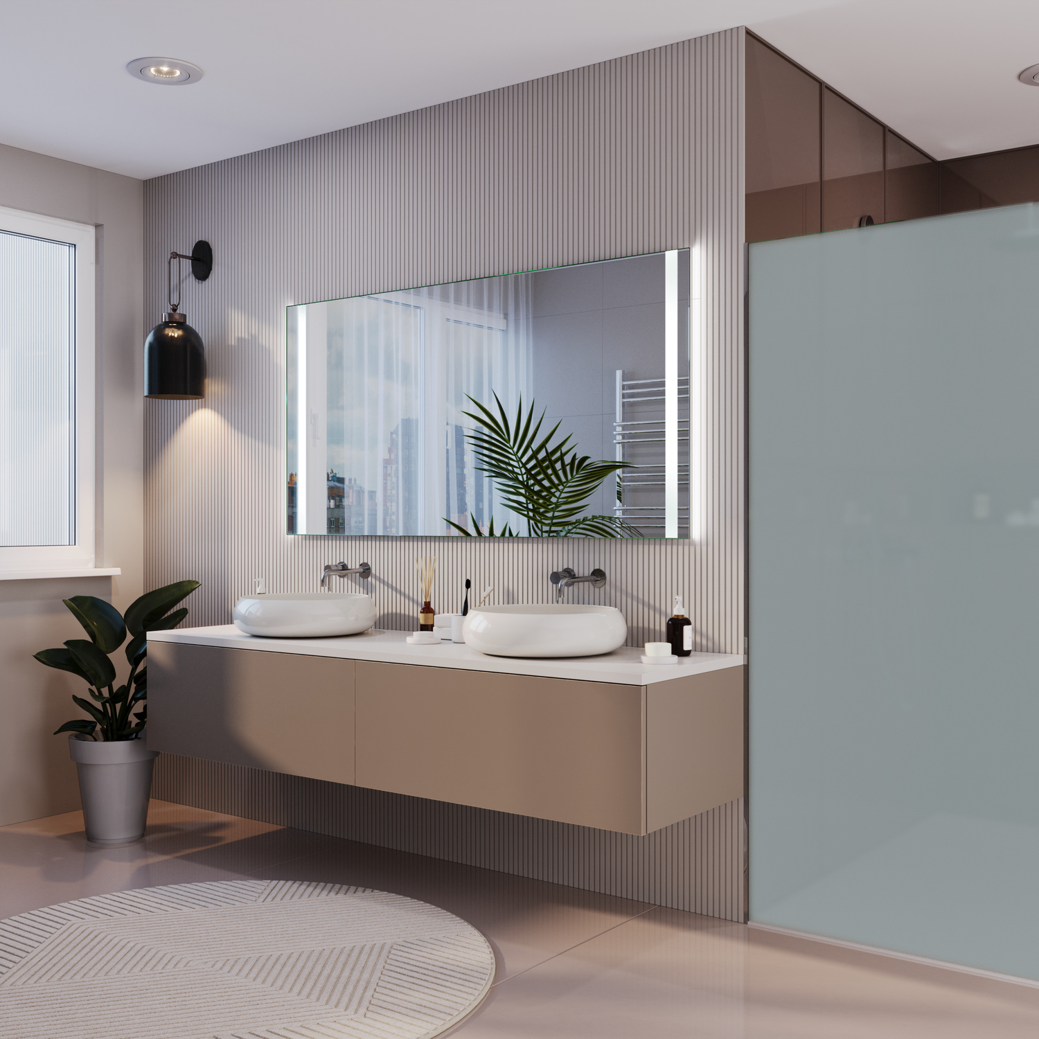 Badspiegel Modell Palee aus seitlichem Blickwinkel mit eingeschalteter LED-Beleuchtung, über modernem Doppelwaschtisch in elegantem Badezimmer mit Glasdusche und Pflanzen.