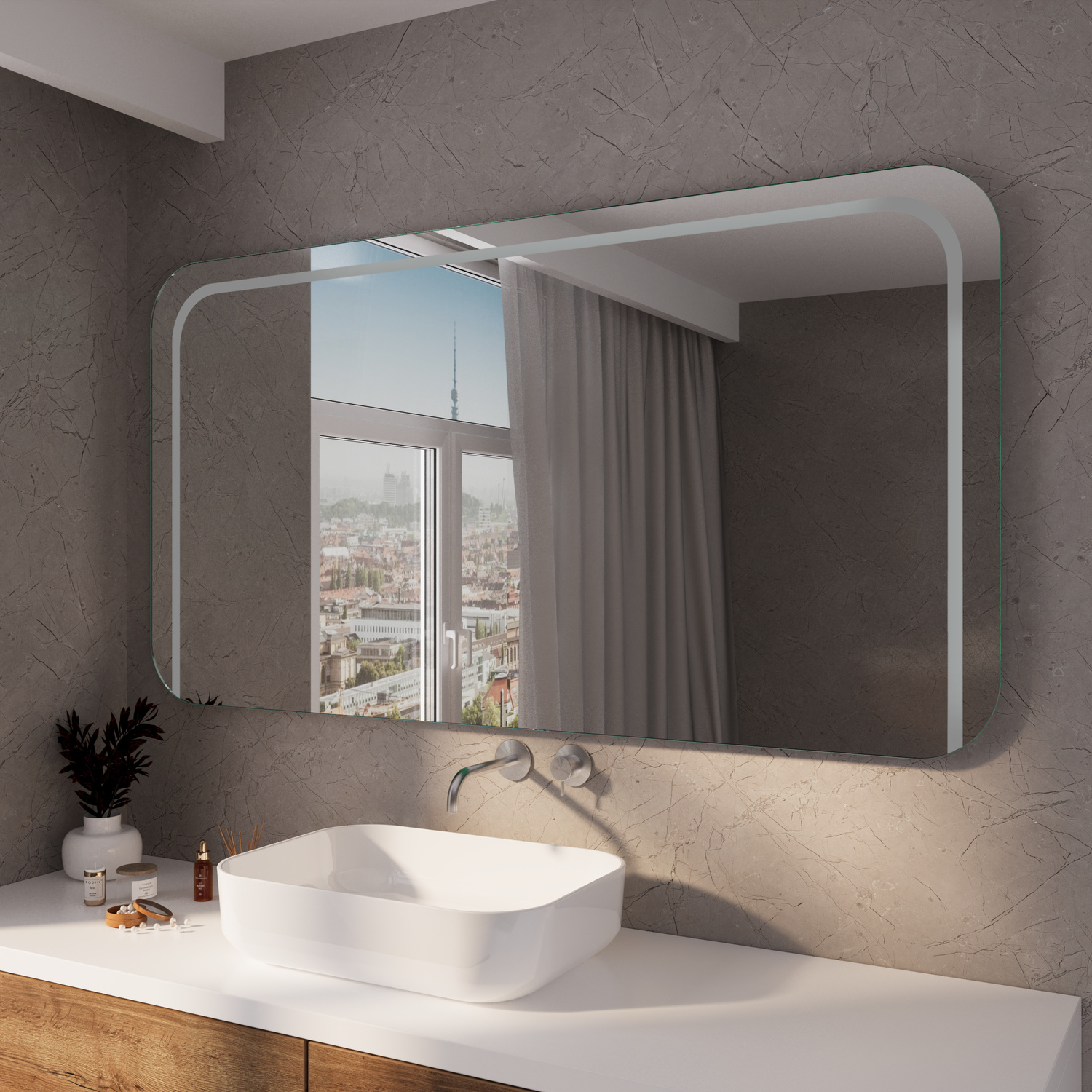 FOIX RAD LED-Badspiegel mit ausgeschalteter Beleuchtung, 1500x1500 mm, abgerundete Ecken, silberner Rahmen, über weißem Waschtisch mit ovalem Aufsatzwaschbecken, modernes Bad mit anthrazitfarbener Wand, Fenster mit Stadtblick