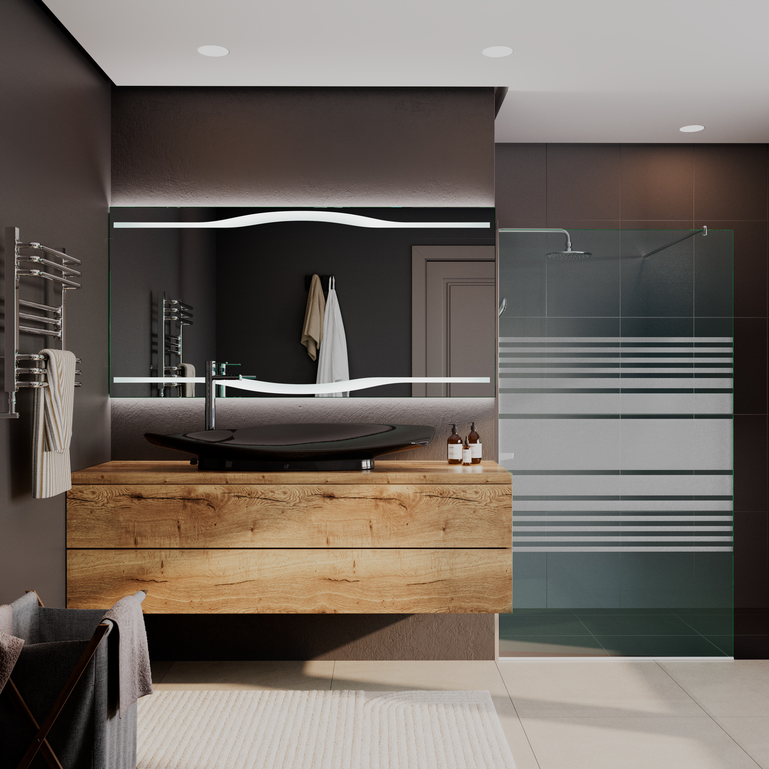 ALCUDIA LED-Badspiegel mit eingeschalteter Beleuchtung in Frontalansicht, 1500x1500 mm, wellenförmiger Spiegel mit leuchtenden LED-Streifen in warmweiß, über schwarzem ovalem Waschbecken auf rustikalem Holzwaschtisch, modernes Bad in Schwarz mit Holzakzen