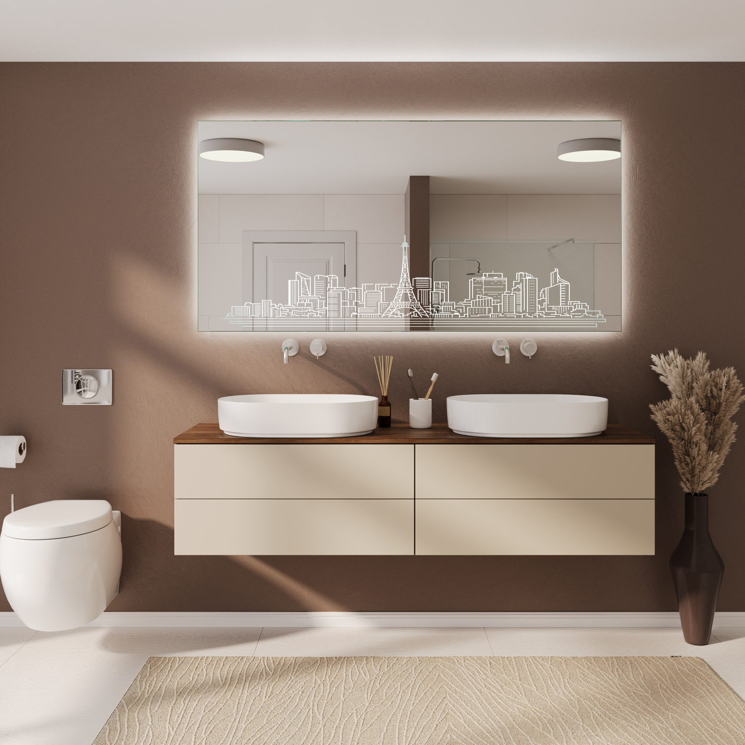 SKYPARIS1 rechteckiger LED-Badspiegel mit eingeschalteter Beleuchtung, 1500x1500 mm, leuchtend mit warmweißem Lichtrahmen und Paris-Skyline-Motiv, über zwei weißen ovalen Aufsatzwaschbecken auf beigem Waschtisch, modernes Bad mit brauner Wand, WC und Troc