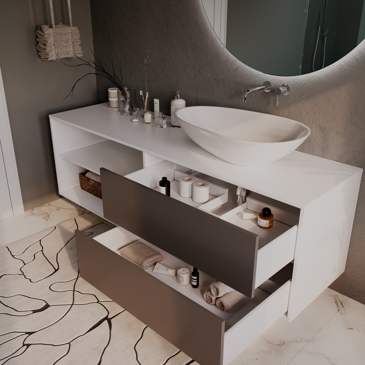 MÜNCHEN 04 schwebender Waschtisch mit geöffneten Schubladen, 1500x1500 mm, weiß-grauer Waschtisch mit ovalem weißem Aufsatzwaschbecken, zwei geöffnete graue Schubladen mit Kosmetikprodukten und Handtüchern, runder LED-Spiegel, modernes Bad mit Marmoroptik