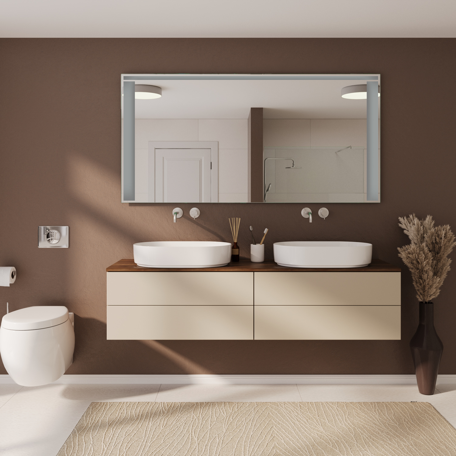 Loreno Badspiegel ausgeschaltet, 1500x1500 mm, rechteckiger Spiegel über schwebendem Doppelwaschtisch in heller Holzoptik mit weißen ovalen Aufsatzwaschbecken, dunkelbraune Wand, Toilette, beiger Teppich, modernes Badezimmer