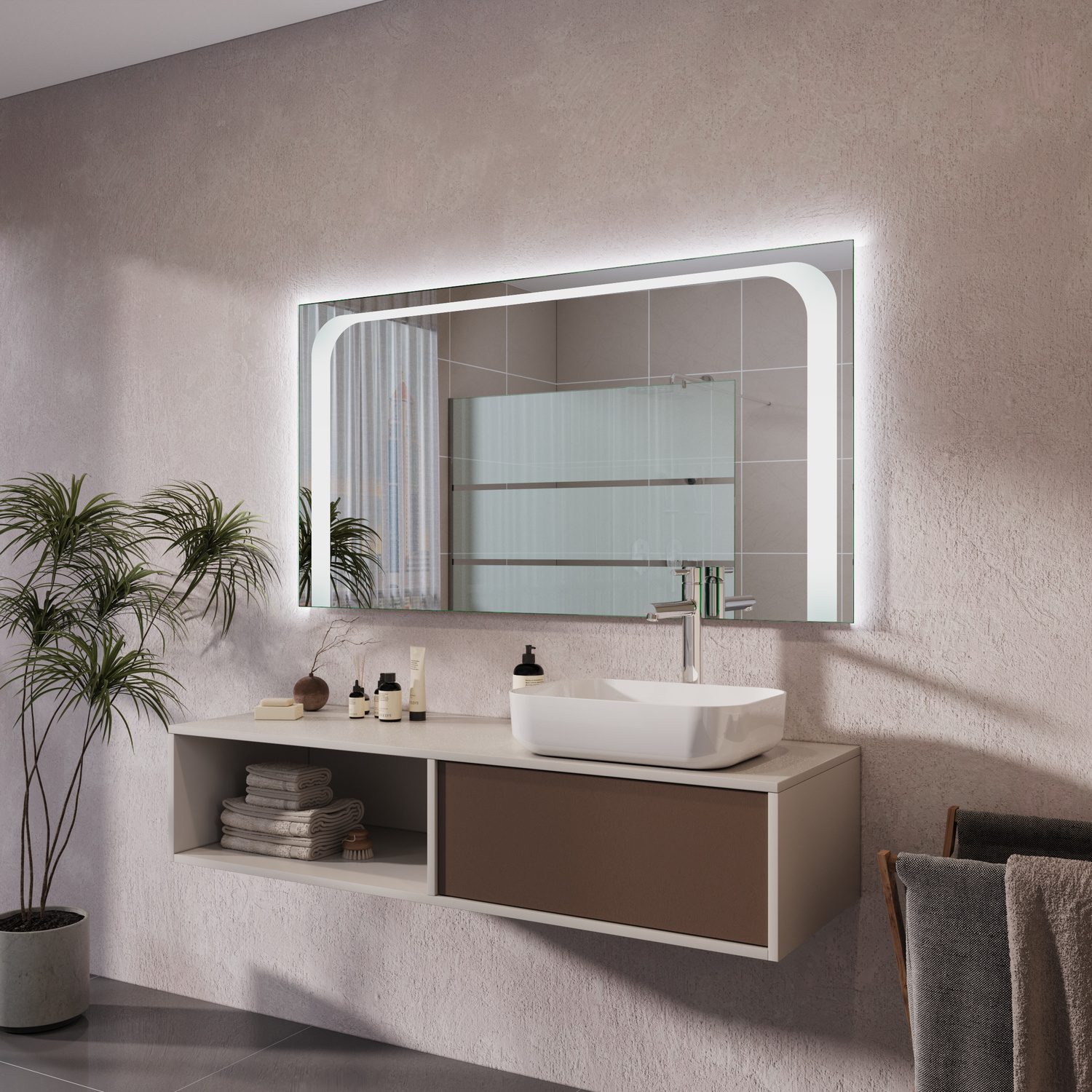 La Rochelle rechteckiger LED-Badspiegel mit eingeschalteter warmweißer Beleuchtung, 1500x1500 mm, abgerundete Ecken, seitliche Ansicht, leuchtender Lichtrahmen, über weißem Aufsatzwaschbecken auf Waschtisch mit Regalfach