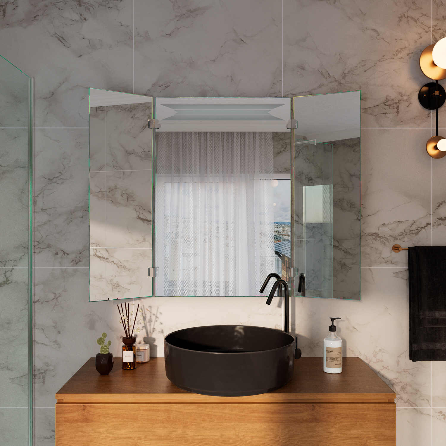 IBADANS rechteckiger LED-Badspiegel mit Perlenketten-Aufhängung und ausgeschalteter Beleuchtung, 1500x1500 mm, über Holzwaschtisch mit schwarzem rundem Aufsatzwaschbecken, schwarze Armatur, helle Marmorwand, elegantes Bad mit goldenen Lampen