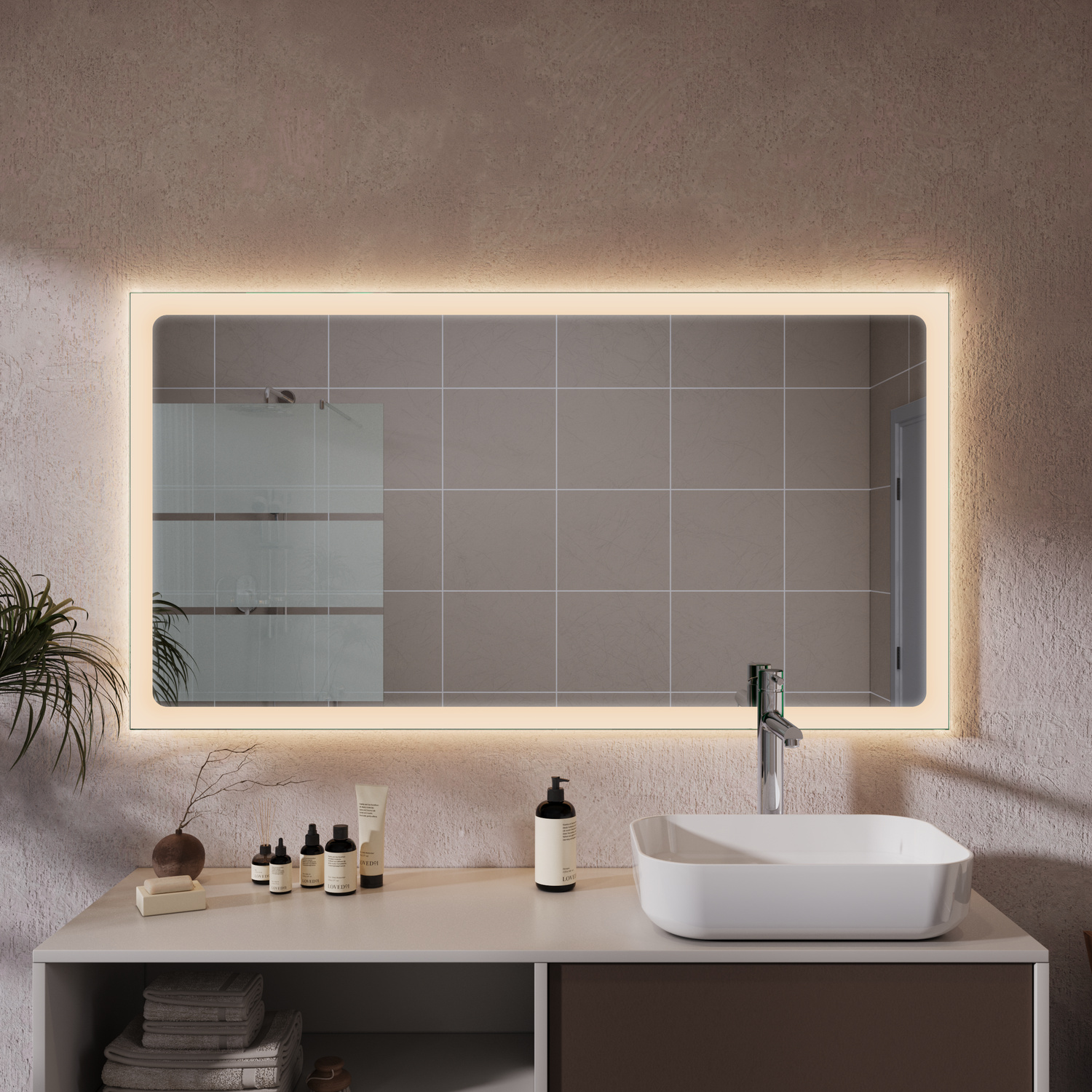 Trapani_FrontAngle_LightsOn_Warm