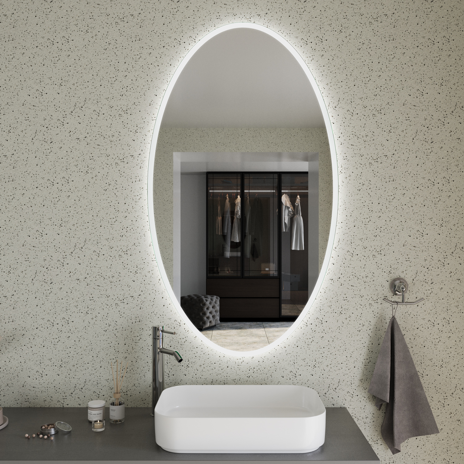 SETE EL15 ovaler LED-Badspiegel mit eingeschalteter umlaufender Hintergrundbeleuchtung, 1500x1500 mm, leuchtender Zustand mit warmweißem Licht, montiert über weißem Aufsatzwaschbecken, modernes Badezimmerambiente mit strukturierter Betonwand